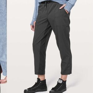 Lululemon Dance Studio Crop Womens 6 Black